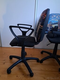 Kancelárske stoličky na kolieskach - 4