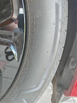 235/50r20 - 4