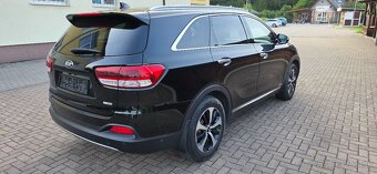 Kia Sorento - 4