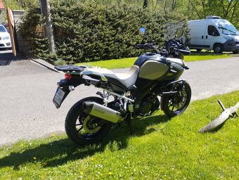 Suzuki V-strom 1000 - 4