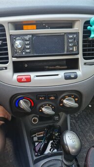 Predám Kia Rio 1.4 - 4