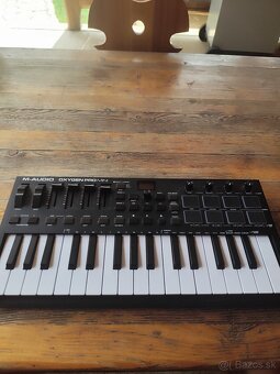 Zvuková karta štúdiový mikrofón midi kláves - 4