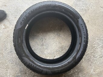 predám zimné pneumatiky 245/45 R18 PIRELLI - 4