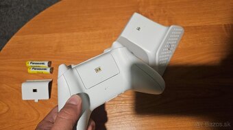 Joypad / Joystick na Xbox Series S / Series X / One / One S - 4