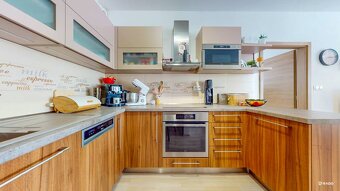 RADO | 4i byt s terasou a parkovaním v tichej časti Rovinky  - 4