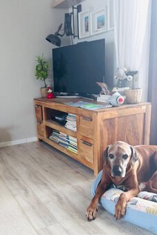 Masivna komoda indicky palisander - 4