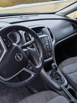 Opel Astra sedan 2018 - 4