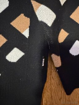 Predám pánsky sveter Hugo Boss - 4