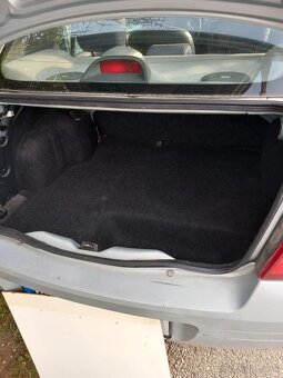 Predám Renault Thalia rv 2001 - 4