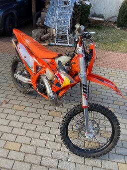 KTM 250 model 25 ako nová - 4