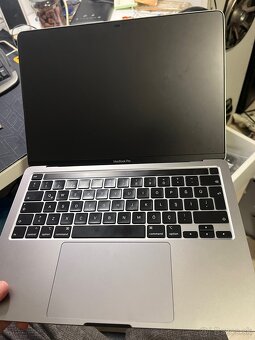 Macbook pro 2020 - 4