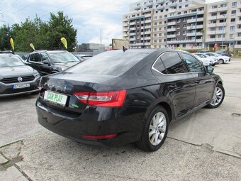 Škoda Superb 2.0 TDI SCR Style DSG - 4