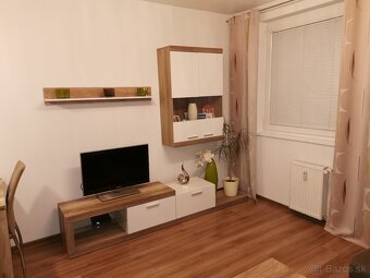 Prenájom 3 izbový byt Levice - 4