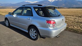 Subaru Impreza - 4