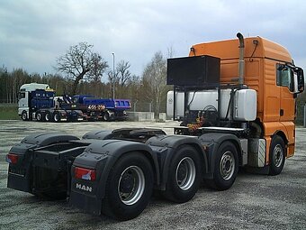 MAN TGX 41.540 XLX 8X4 SCHWERLAST podvalnik, nadrozmer - 4