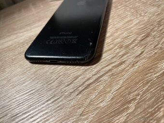 iPhone 7 - 4