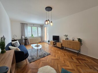 Na prenájom 2 izbový byt ul. Ladzianskeho Bratislava III - 4