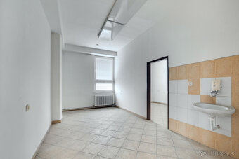 KANCELÁRSKE PRIESTORY | 165 m² | Humenné - Mierová - Allianz - 4