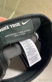 Šiltovky Nike a New Era - 4