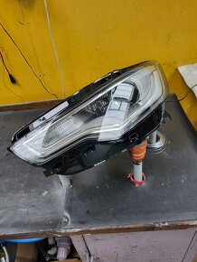 Servis, renovácia a oprava svetlometov Košice. - 4