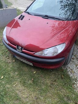 Peugeot 206 1.1 rok vyroby 2003 44kw - 4