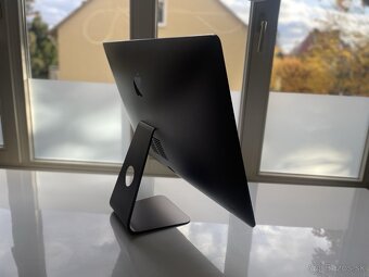 Predám Apple iMac Pro 27" Retina 5K - Xeon 3,2 GHz - 4