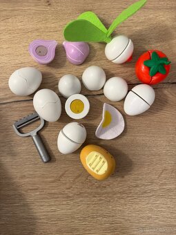 Kufrík s hráčmi a zeleninou - 4