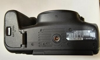 Canon 77d - 4