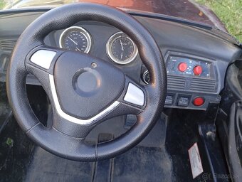 Detské elektrické auto BMW - 4