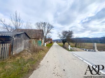 NA PREDAJ POZEMOK NA VÝSTAVBU RD, 562M2, OSUSKÉ, okr. SENICA - 4