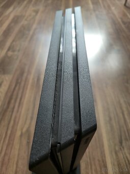 PS4 PRO 1T EDÍCIA FORTNITE - 4