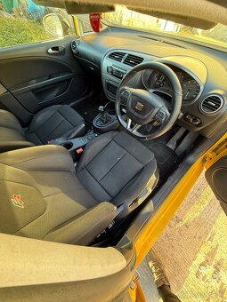 Rozpredam Seat Leon FR 2.0 TDi 125kw Facelift . 1P . Kod mot - 4