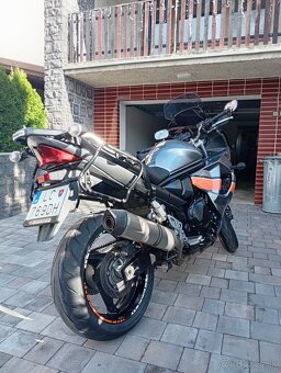 Suzuki GSX 1250 FA - 4