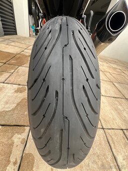 KTM Duke 690 - 4