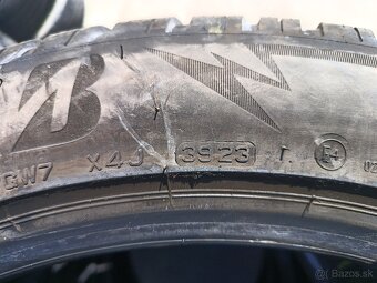 285/45 R21 zimne pneumatiky - 4