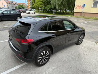 Mercedes Benz GLA 250e 2022 Plug-in hybrid LED,NAVI,KAMERA - 4