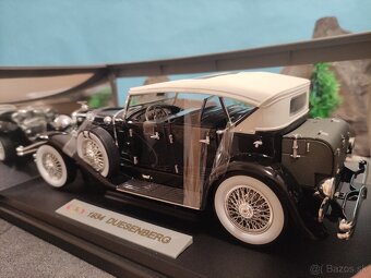prodám nový model 1:18 duessenberg 1934 - 4