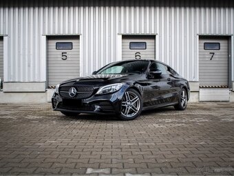 Mercedes-Benz C 300d Coupe AMG Line - 4