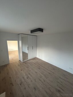 2 izbový byt na prenájom Solivar top lokalita - 4