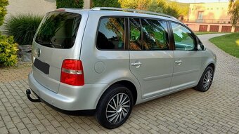 Volkswagen Touran 1.9TDi 74Kw PD M6 R.V.08/2005 ComfortLine - 4