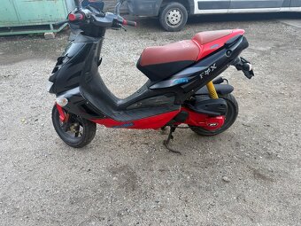 Predam aprilia sr 50 street - 4