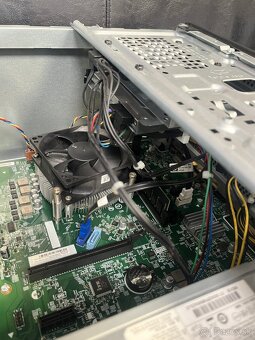 HP Desktop Pro A MT - 4