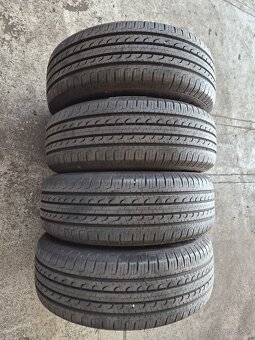 Predam 4ks letne pneu 215 60 17 - 4