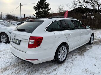 Škoda Superb Combi 2.0 TDI CR 140k Elegance DSG - 4