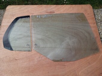 Dverové sklá - VW Golf 5 Hatchback - 4