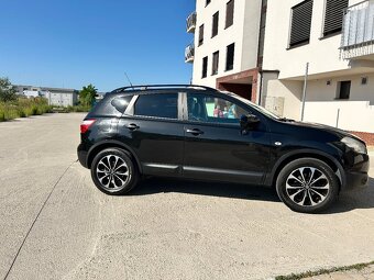 Nissan Qashqai 1.6 dCi 4x4 - 4