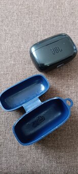 Predam sluchadla JBL - 4