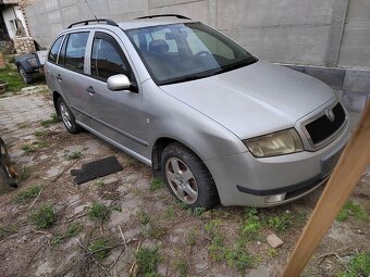 Rozpredám škodu fabiu 1.4 - 4