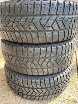 205/40 r18 - 4