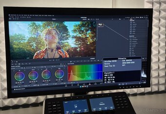 EIZO CG319X - 4